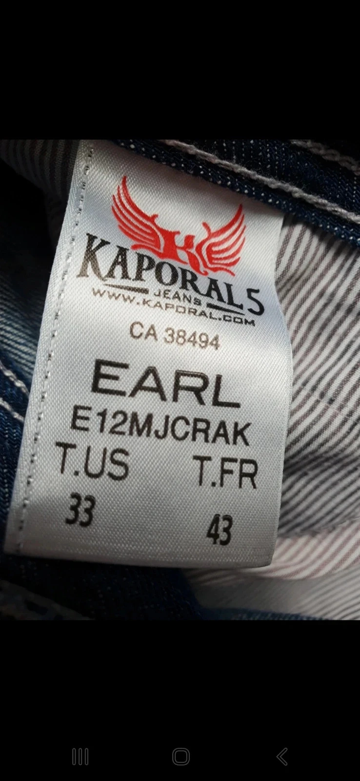 Calça jeans com rasgos – photo 3